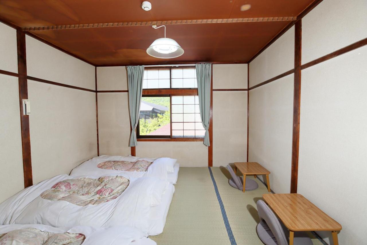 Guest House Shikotsu Kamui Титосе Екстериор снимка