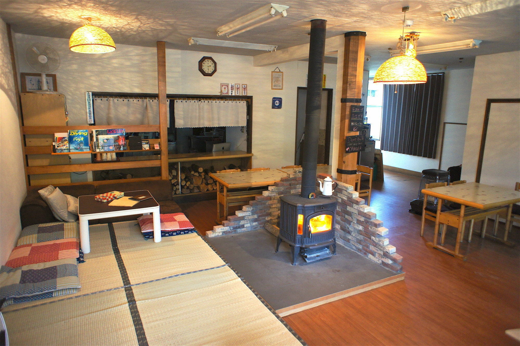 Guest House Shikotsu Kamui Титосе Екстериор снимка